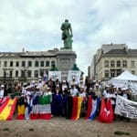 Concentración internacional en Bruselas exigiendo una moratoria sobre las macrorenovables.